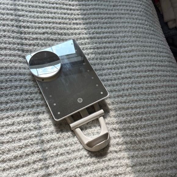 LED Vanity Mirror with Magnifying Attachment - Picture 3 of 7